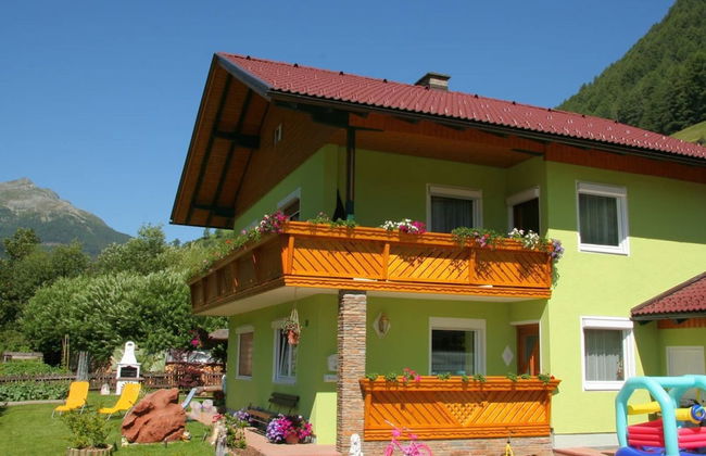 Newly Furnished Appartment at the Mouth of the Poller Valley National Park - Photo 1