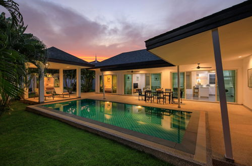 Foto 26 - CASABAY Luxury Pool Villas by STAY