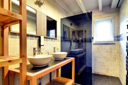 Photo 21 - Luxurious Villa with Sauna, Hot Tub, Recreation Room, Large Enclosed Garden