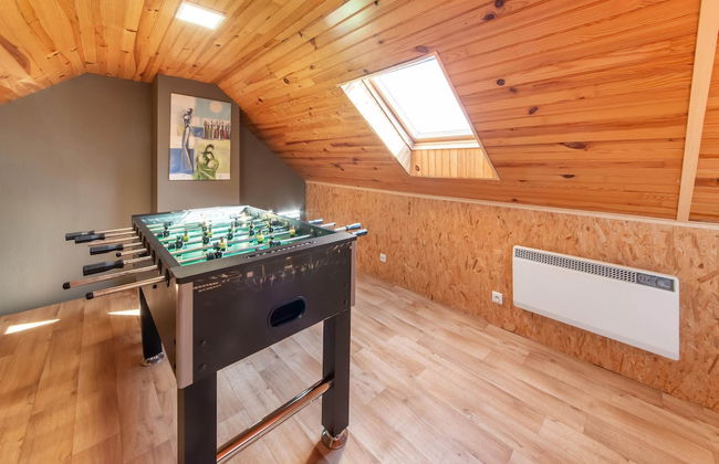 Detached House with Sauna & Hot Tub near Ski Resort & Nature Park - Foto 33