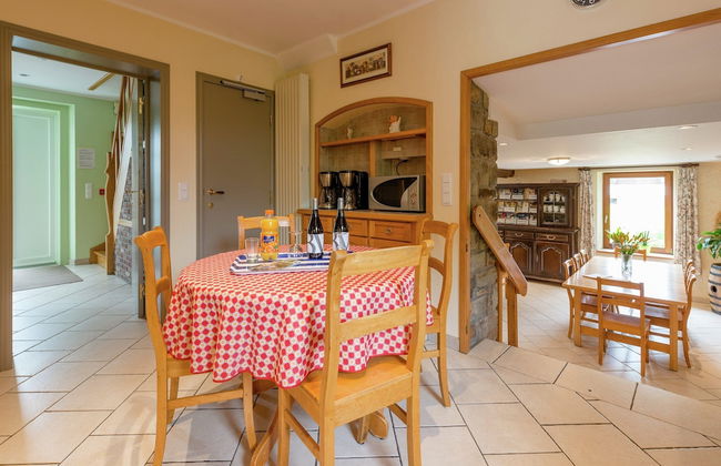 Holiday Home with Sauna, Garden, Terrace, BBQ & Fireplace - Foto 13