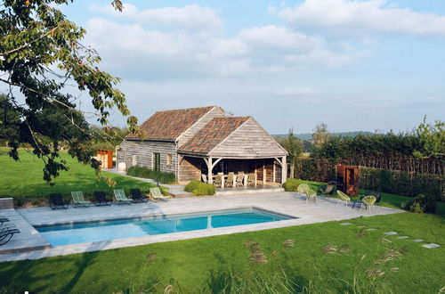 Photo 12 - Nice Cottage in a Castle-farm in Ohey With Swimming Pond