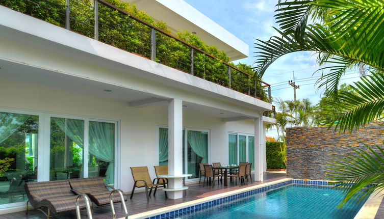 Photo 1 - Luxury 5br Pool Villa and Sport Center