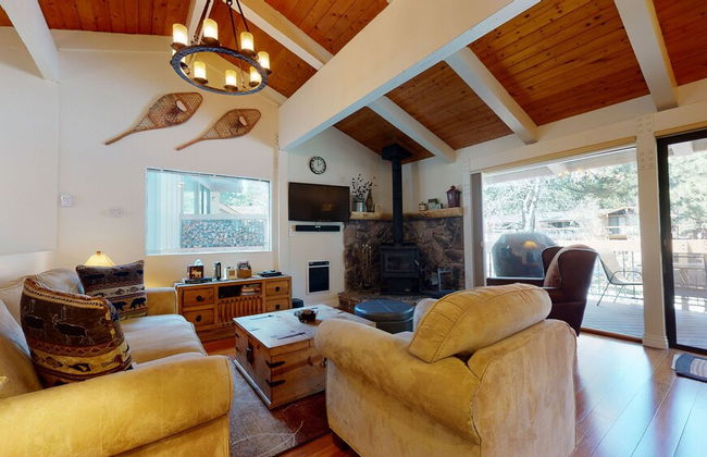 Villa De Los Pinos - Year-round Activities, Nearby Shopping & Restaurants - Foto 1