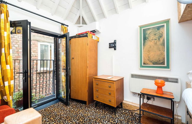 Cute House IN Soho - Full AC, Quiet and Unique - Foto 13