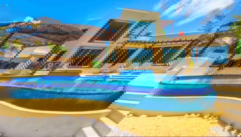Primary image