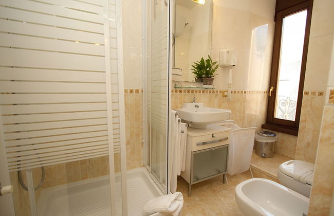 Le Suite di Via Ottaviano - Foto 14