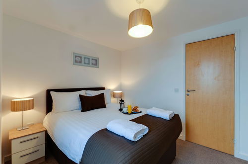 Photo 7 - Base Serviced Apartments - The Docks