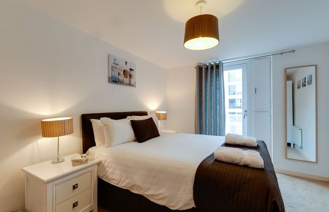 Base Serviced Apartments - The Docks - Foto 9