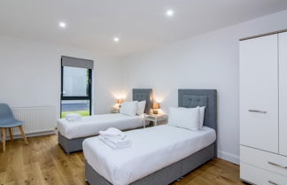 Photo 2 - Stunning 2bed Flat in Bond House