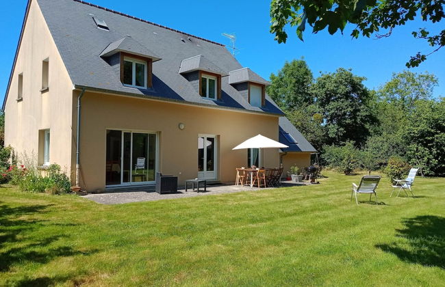 Spacious Holiday Home Located in the Heart of the bay of Mont St Michel - Foto 1