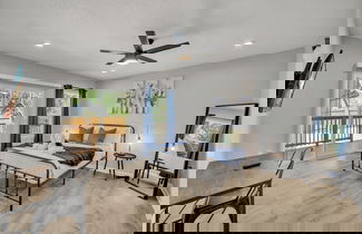 Photo 3 - Spacious & Homey 4br/3ba W/amenities Near Downtown