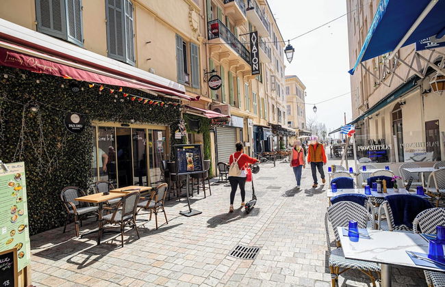Deluxe Bedroom With Balcony in Cannes Palais - Foto 10