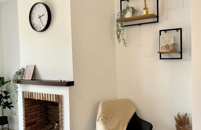 Hancinda Sleeps 4 With Free Parking - Photo 23