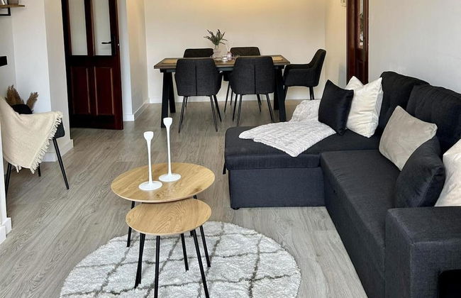 Hancinda Sleeps 4 With Free Parking - Photo 1