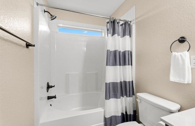 Spacious 3BR Home in Amazing Location - Foto 47