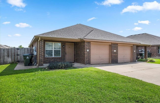 Spacious 3BR Home in Amazing Location - Foto 53