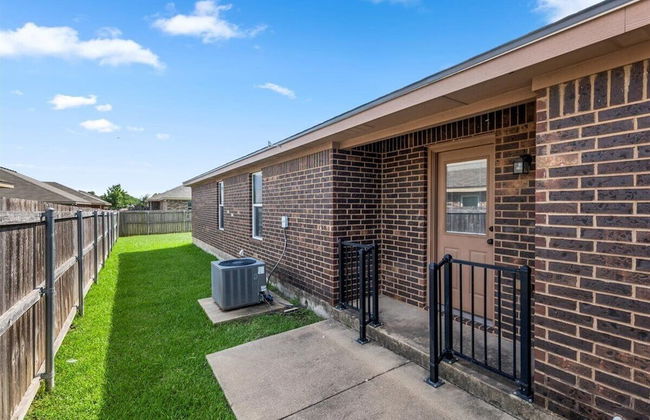 Spacious 3BR Home in Amazing Location - Foto 57