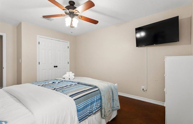 Spacious 3BR Home in Amazing Location - Foto 19