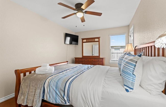 Spacious 3BR Home in Amazing Location - Foto 27