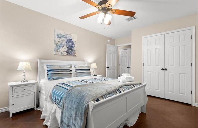 Spacious 3BR Home in Amazing Location - Foto 15