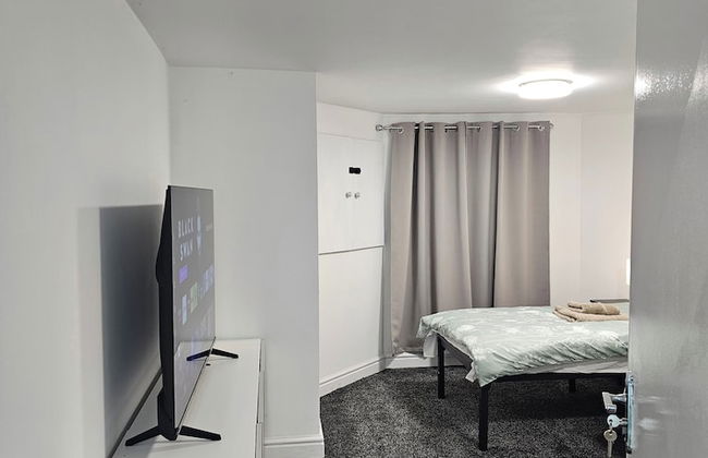 Basement Apartment Near City Centre - Foto 2