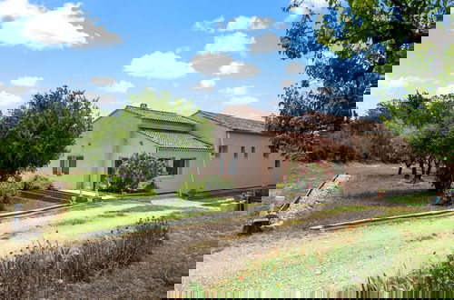 Foto 33 - Holiday Home in Vaucluse Near Mont Ventoux
