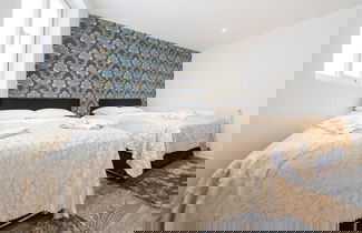 Foto 2 - Whitechapel Grand