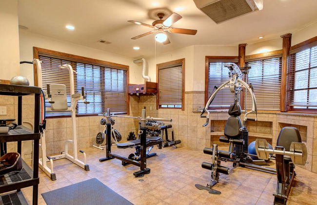 Lions Gate Estate in Sandy Springs - Photo 28