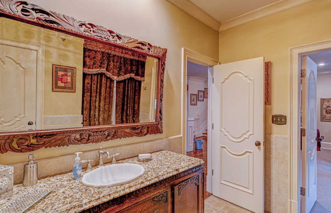 Lions Gate Estate in Sandy Springs - Photo 47
