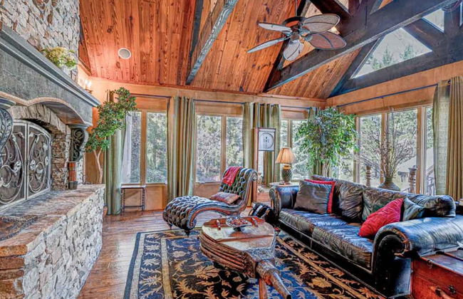 Lions Gate Estate in Sandy Springs - Photo 9