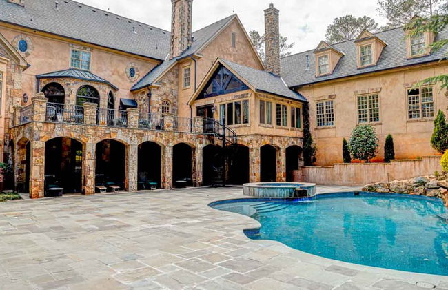 Lions Gate Estate in Sandy Springs - Photo 1