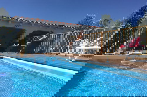 Photo 1 - Lovely 4-bed Villa in L'ametlla de Mar, off Grid ,