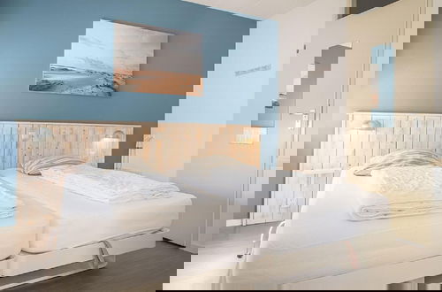 Photo 7 - Well-kept Apartment, a Stone's Throw From the sea on Texel