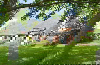 Foto 1 - Cozy Holiday Home in Bergen op Zoom With Garden
