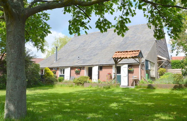 Cozy Holiday Home in Bergen op Zoom With Garden - Foto 1