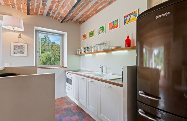 Charming Holiday Home in Yevre-la-ville With Pool - Foto 22