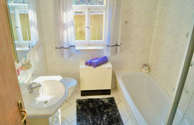 Charming Holiday Home With Natural Garden in Kaltennordheim-thuringia - Photo 28