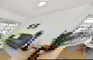 Photo 1 - Two Bedroom Apartment With Mountain Views