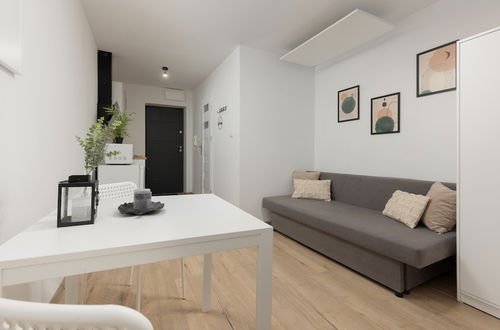 Foto 1 - White Studio in City Center by Renters