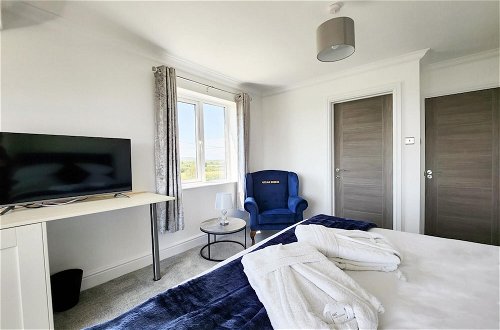 Foto 14 - Sea View - 1 Bed Suite - Ocean Breeze - Port Eynon