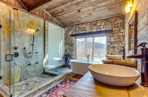 Photo 30 - Quiet Blue Ridge Cabin w/ Hot Tub, Mountain Views