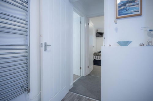 Photo 26 - Castle Cove - 1 Bedroom Apartment - Tenby