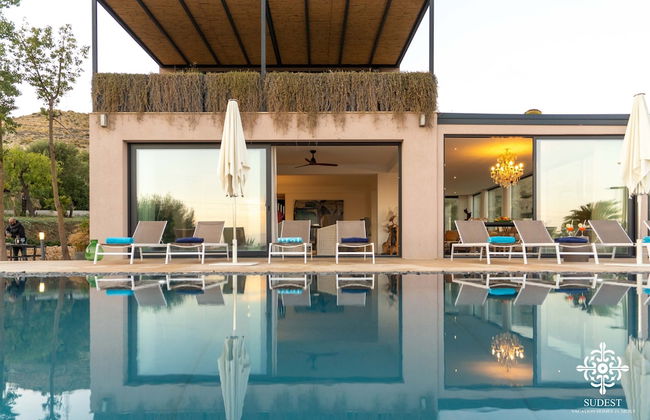 Villa Dama - Luxury Escape - Photo 13