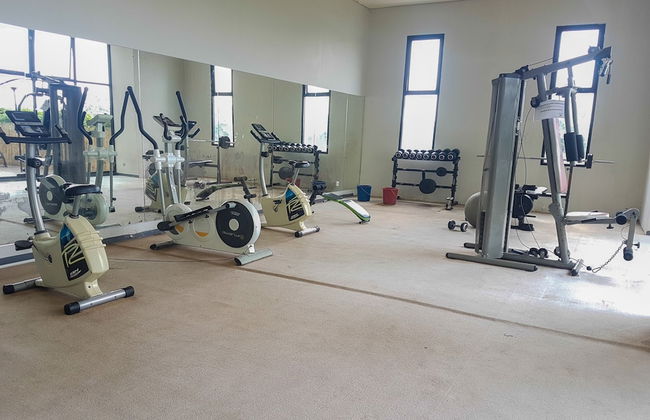 Comfy And Warm Studio Serpong Greenview Apartment - Photo 14