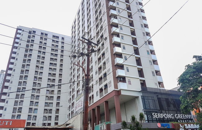 Comfy And Warm Studio Serpong Greenview Apartment - Photo 16