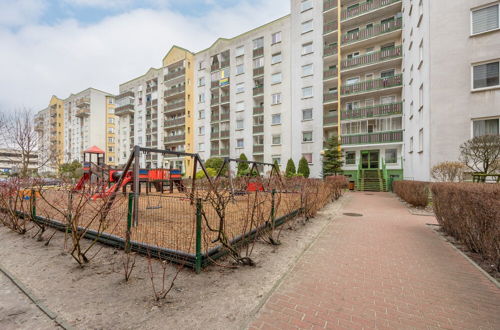 Foto 38 - Apartment With Two Balconies by Renters