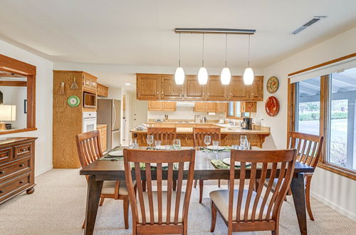 Photo 11 - Grants Pass Vacation Rental Home: Deck + Views