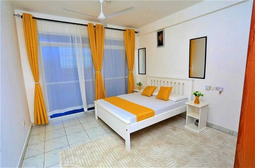 Foto 4 - Lux Suites Ratna Furnished Apartments