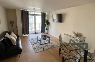 Foto 1 - Spacious 1-bed Apartment in London sea View